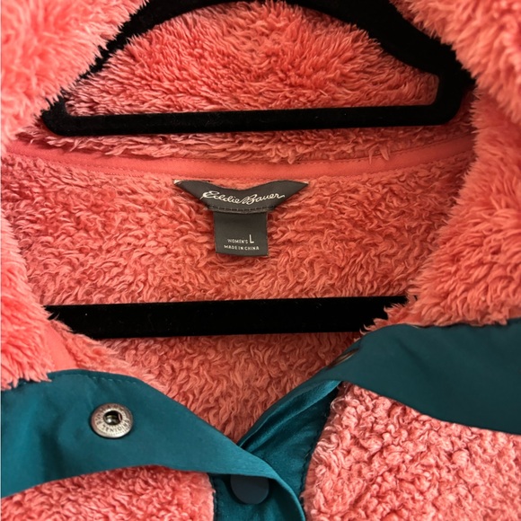 Eddie Bauer Fuzzy Quarter Button Up - Picture 2 of 4